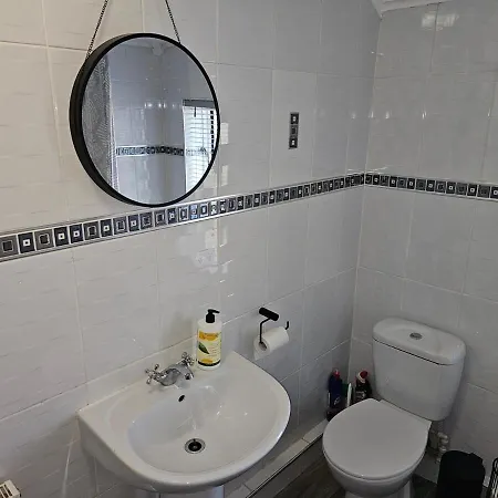 Будинок відпочинку Homebird - East Park House Лідс